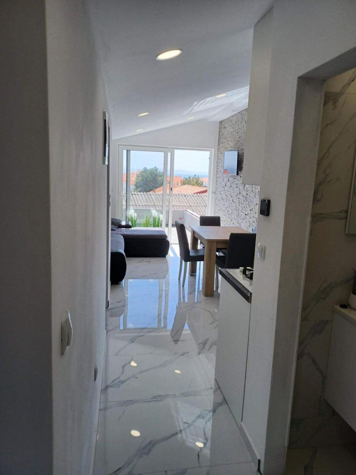 Apartment Sun Vir Room photo
